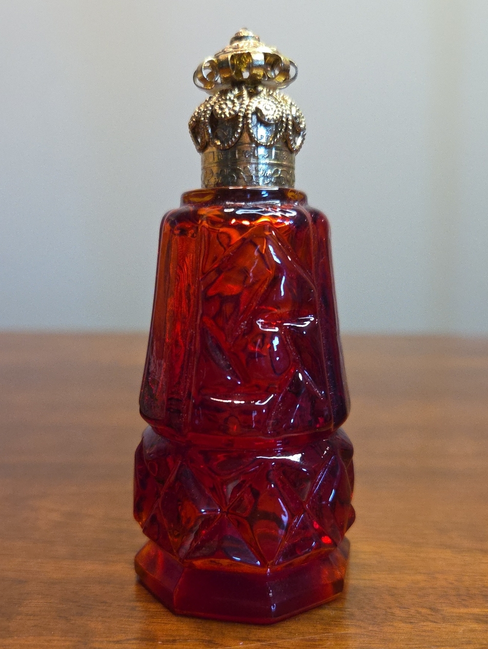 Vintage Jizerske Sklo Perfume Bottle Czech Amberina Cadmium Glass Handmade 3.5"
